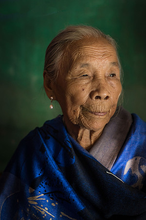 People from Vietnam and Thailand