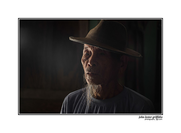 People from Vietnam and Thailand