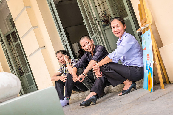 People from Vietnam and Thailand