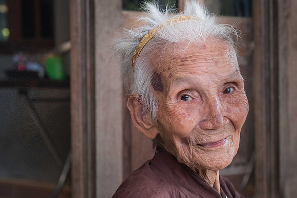 People from Vietnam and Thailand