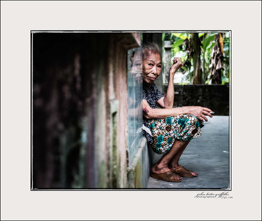 People from Vietnam and Thailand